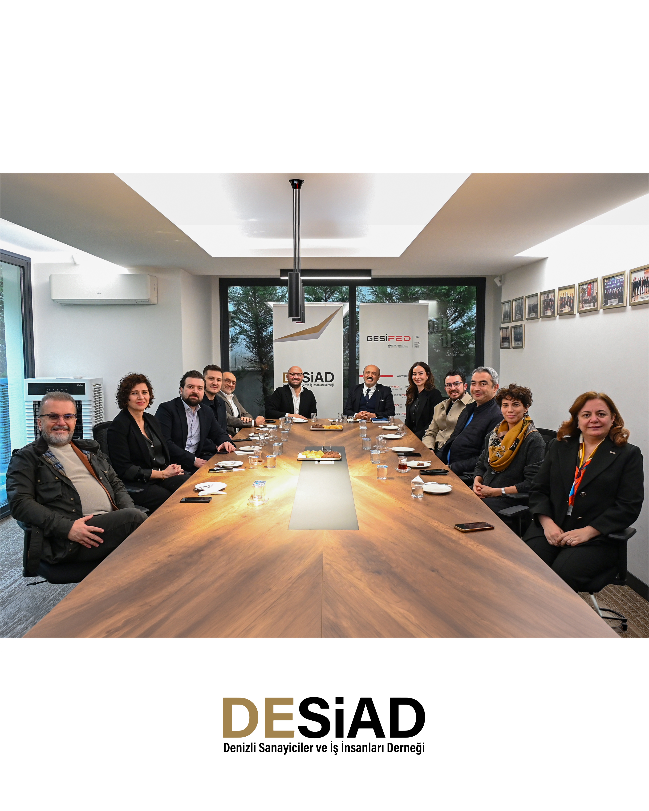 DETGİS Denizli Tekstil ve Giyim Sanayicileri Derneği Başkan Adayı Sayın Atilla Özdemir ve değerli ekibi, derneğimizi ziyaret etti.