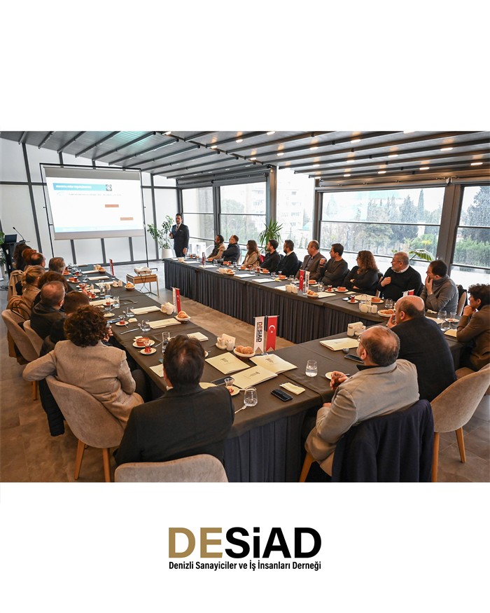 DESİAD Yönetim Kurulu olarak, The Emporia Hotel Veranda Restaurant’ta; İş ve Sosyal Güvenlik Hukuku Uzmanı, Çalışma ve Sosyal Güvenlik Bakanlığı E. İş Müfettişi, E. SGK Denetmeni ve Independent Türkçe Köşe Yazarı Sayın Okan Karagülle ile bir araya geldik.
