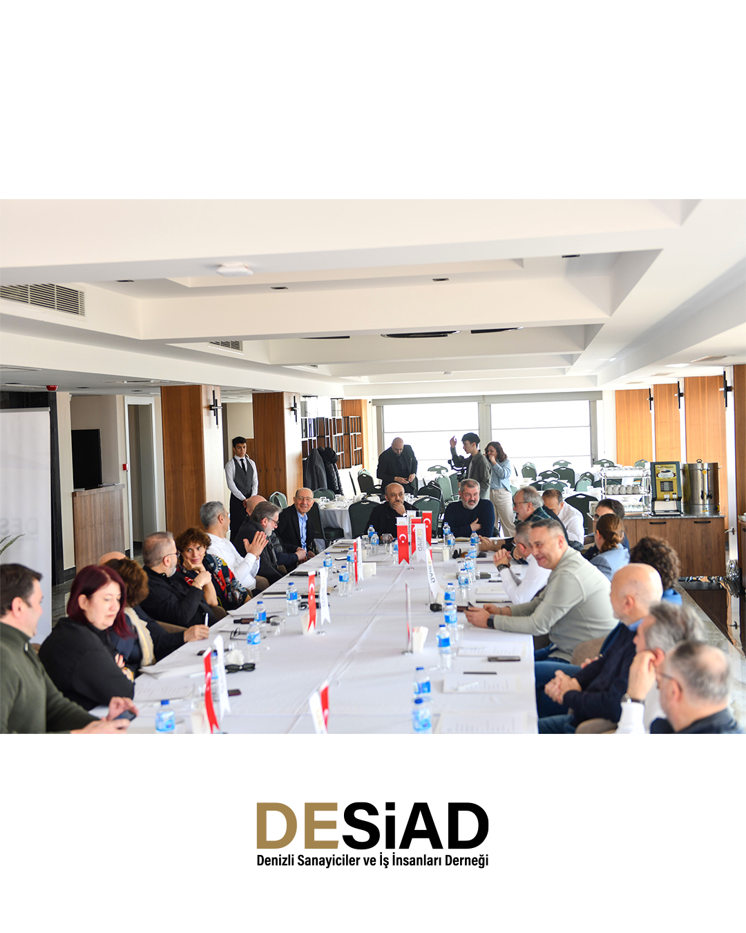 DESİAD olarak, Danışma Kurulu ve Yönetim Kurulu üyelerimiz ile çizilen yolda birlikte güzel izler bırakacağımız inancı ile yol haritasını belirledik.
