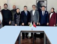 Gelecek Partisi Denizli İl Başkanı Sn. Aykut Yıldırım ve beraberindeki heyet derneğimizi ziyaret etti.